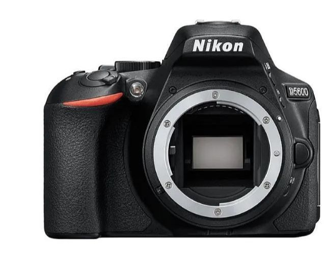 Фотоаппарат Nikon D5600 Body #1