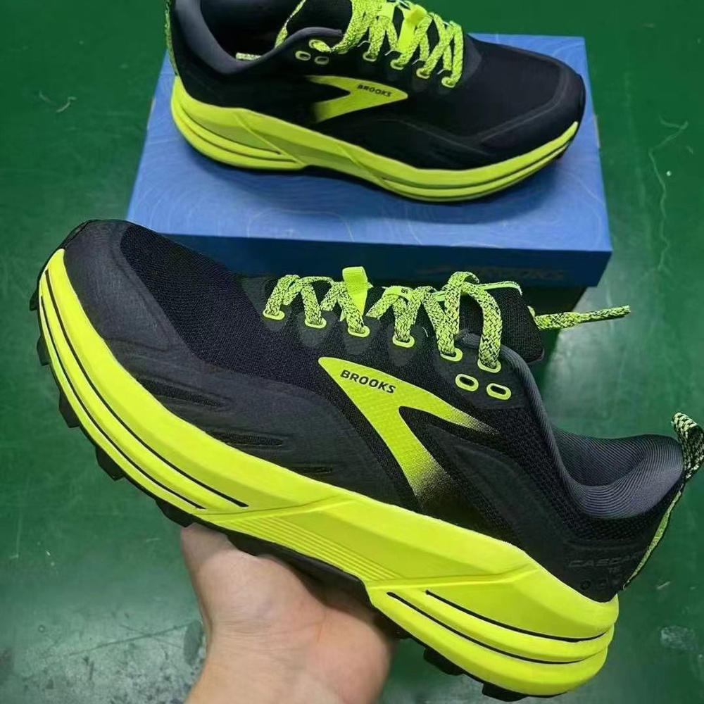 Кроссовки Brooks - купить с доставкой по выгодным ценам в интернет ...