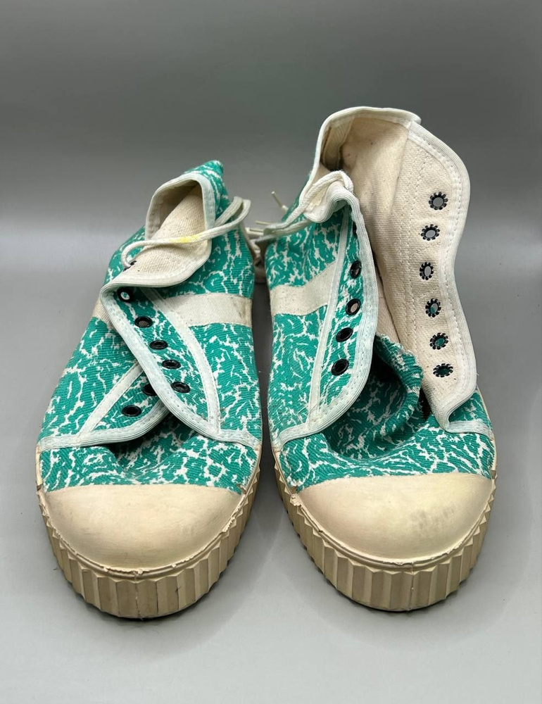 яркие высокие кеды 80-х