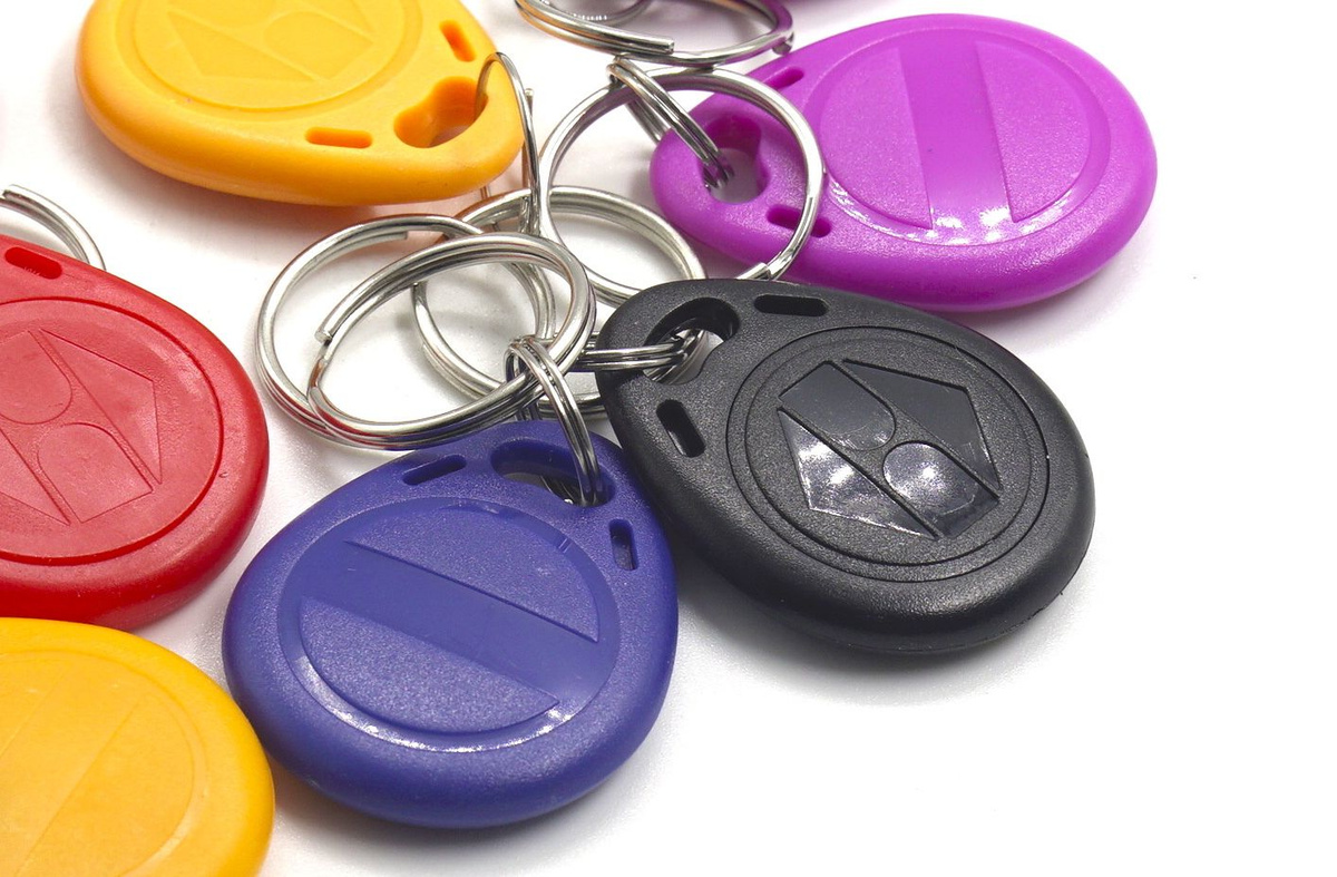 Чехол для брелка домофона. T5577. Брелок mifare classic 1k. Брелок mifare 1k classic 7 byte. Копируемые брелок.