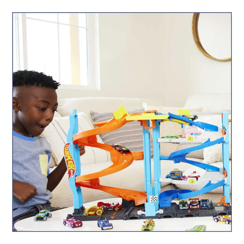 Hot Wheels City Игровой набор Трансформирующаяся гоночная