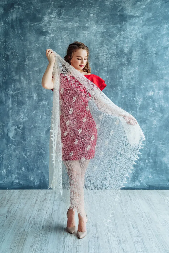 Платок Легендарные пуховые платки - купить с доставкой по выгодным ...