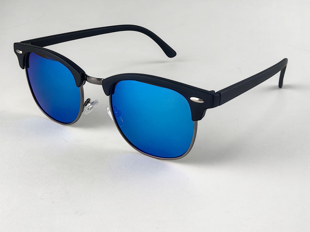 Clubmaster store blue lens