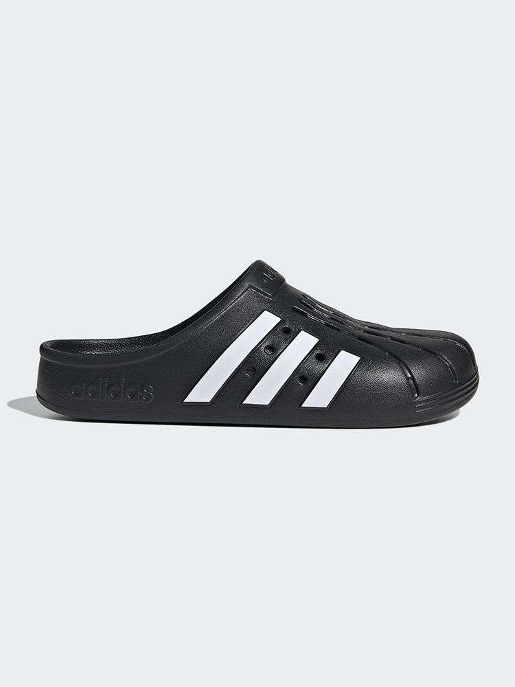 Adidas adilette all black hotsell