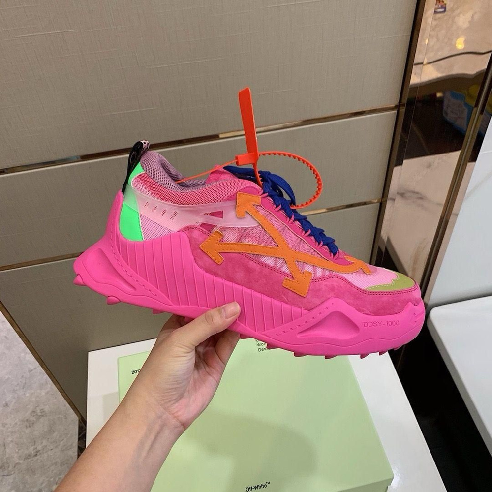 Кроссовки Off-White - купить с доставкой по выгодным ценам в интернет ...