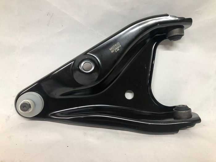 Рычаг передней подвески правый в сборе с шаровой опорой, (Motrio) для ...