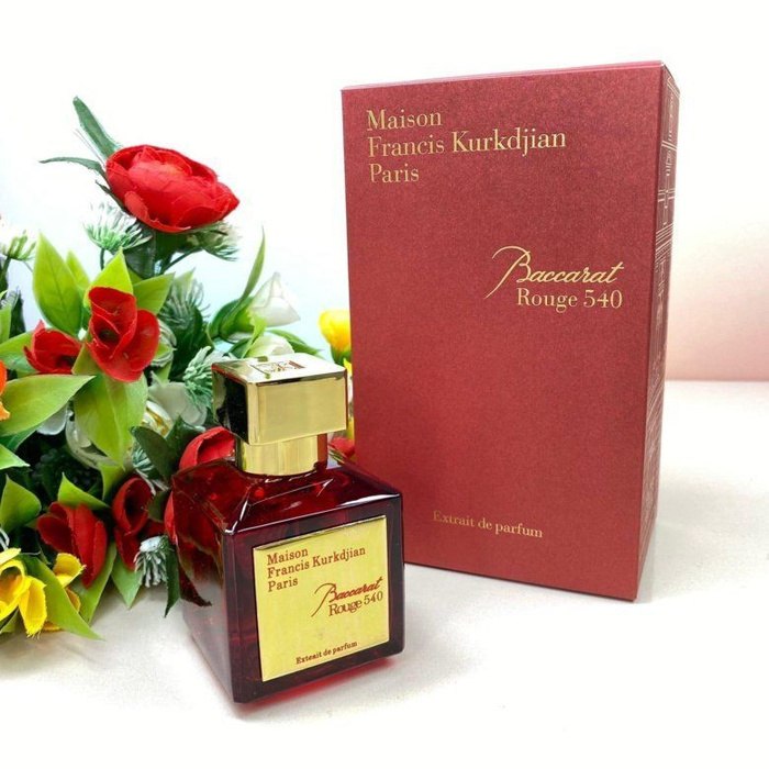 Baccarat rouge. Baccarat rouge 540. Maison Francis Kurkdjian Baccarat rouge 540 70 ml. Francis Kurkdjian Baccarat rouge 540. Maison Francis Kurkdjian Baccarat rouge 540 extrait.