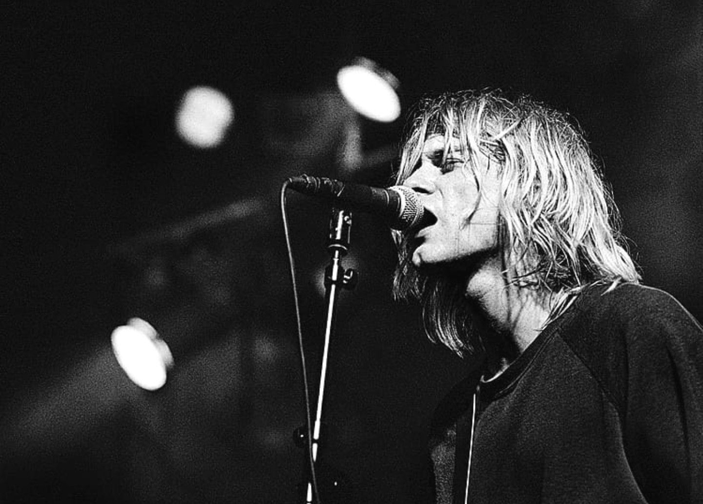 Even in his youth. Рок группа нирвана. Nirvana состав группы. Lights out группа. Группа нирвана курт кобейн.