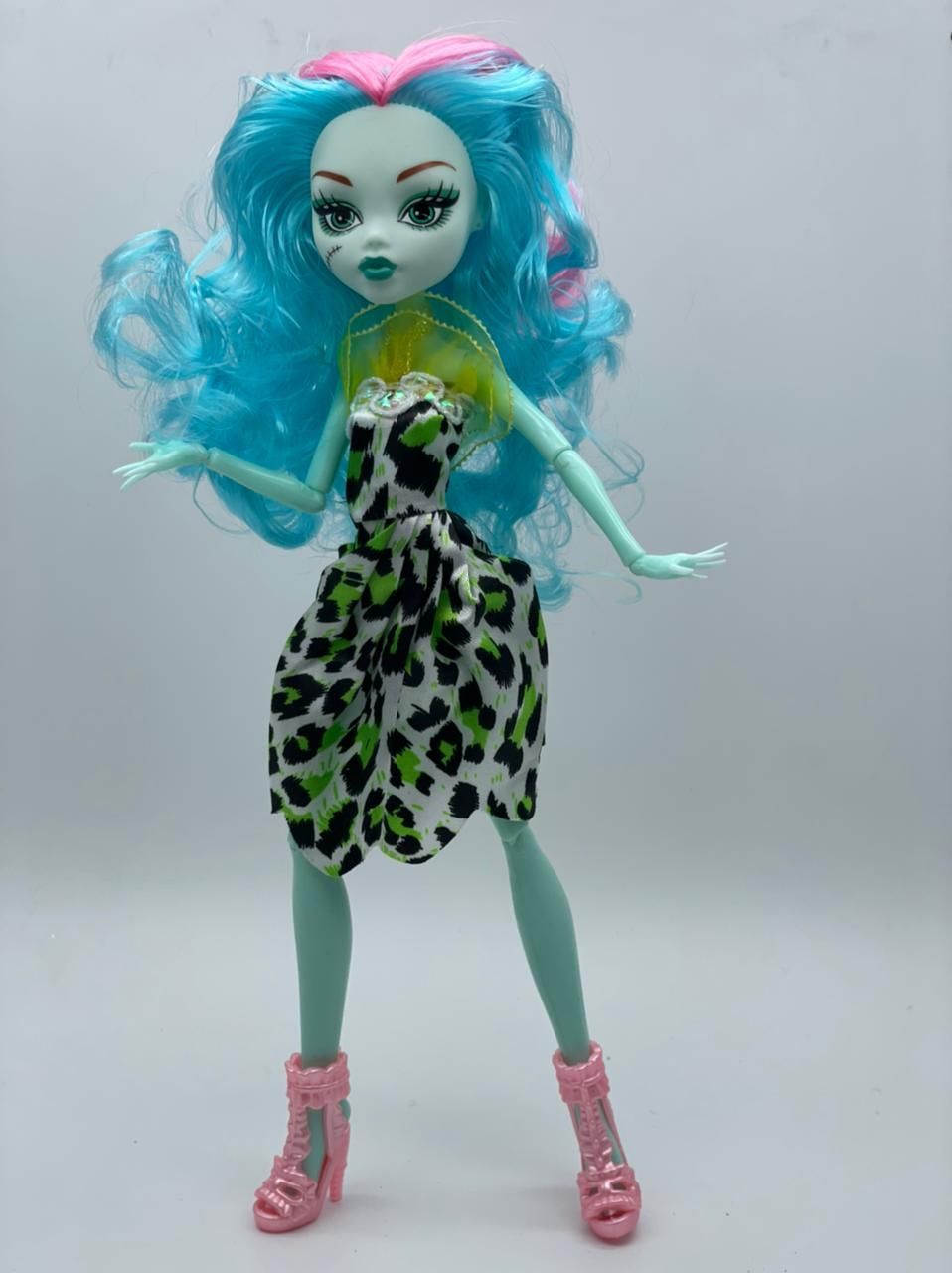 Шьём для кукол Monster High