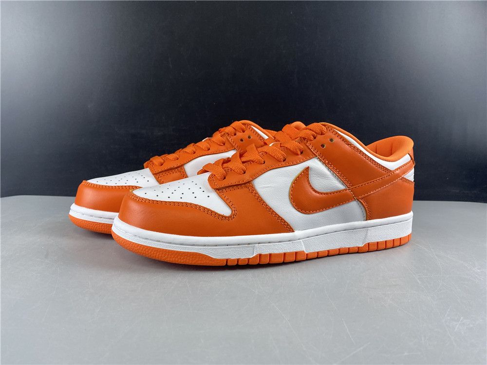 Кроссовки Nike Dunk - купить с доставкой по выгодным ценам в интернет ...