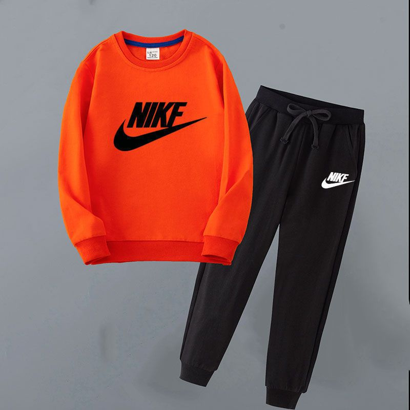 Костюм спортивный Nike #1