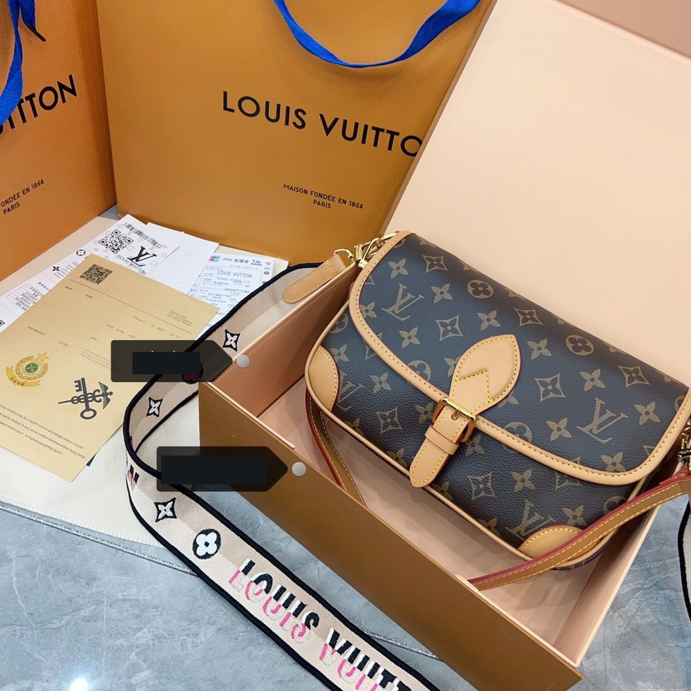 Louis Vuitton Сумка на плечо багет - купить с доставкой по выгодным ценам в  интернет-магазине OZON (1269984394)