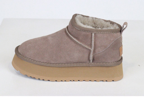 Ugg 116222 on sale