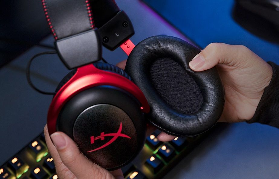 Hyperx black. HYPERX cloud 2 Wireless. Наушники HYPERX. Наушники HYPERX из космический джем. HYPERX cloud 2 YF ,JH.