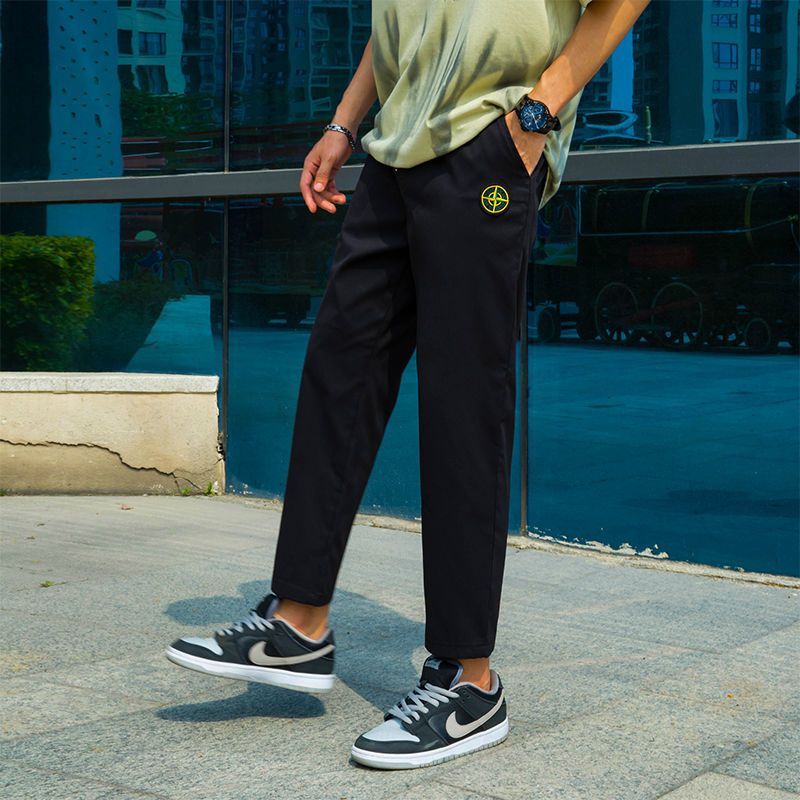 Спортивные штаны stone island