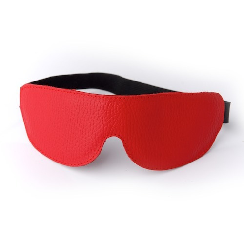 Красная кожаная маска на глаза на резиночке - купить с доставкой по ...