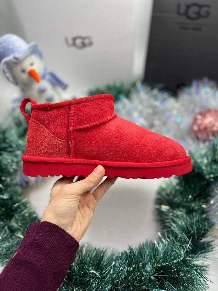 ИЗ СДЕЛАНО UGG (УГГИ) | КАЧЕСТВО МАТЕРИАЛОВ И ДИЗАЙН UGG (УГГИ)