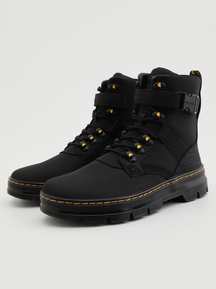 Dr. Martens Combs Tech Ii OZON 825192252