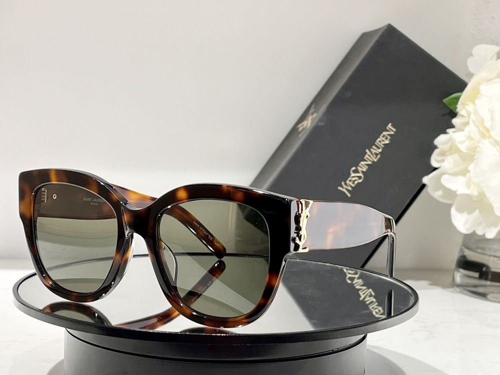 Очки солнцезащитные Yves Saint Laurent - купить с доставкой по выгодным ...
