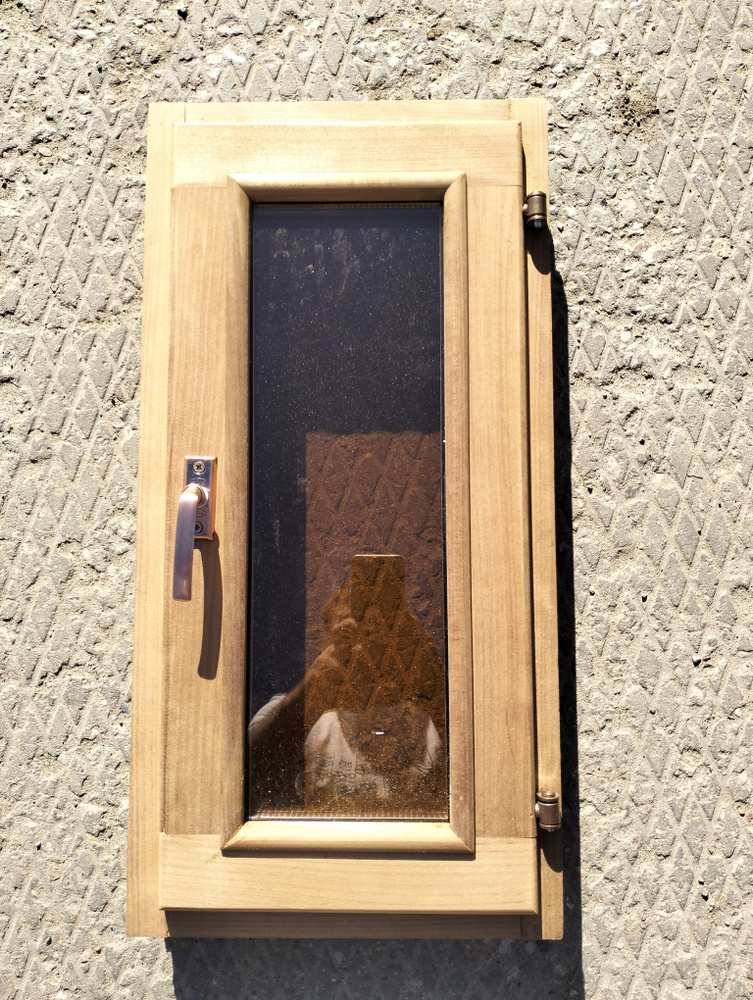Окно(форточка) 60*30 из лиственных пород дерева, термированное, петли слева  #1