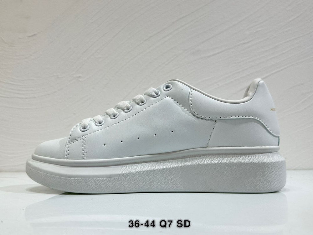 Alexander McQueen Sneaker OZON 1192348197