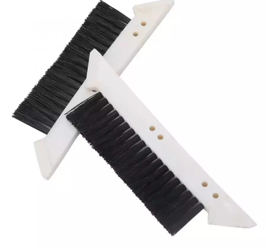 Щетки на мост второй фонтуры Brother KR830,KR840 (цена за 2 шт), 2 шт