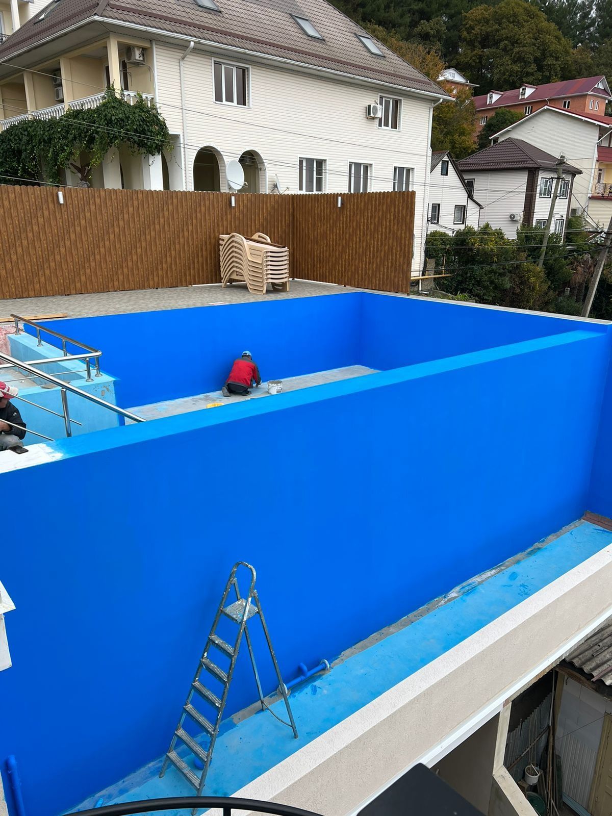 резиновая краска для бассейна