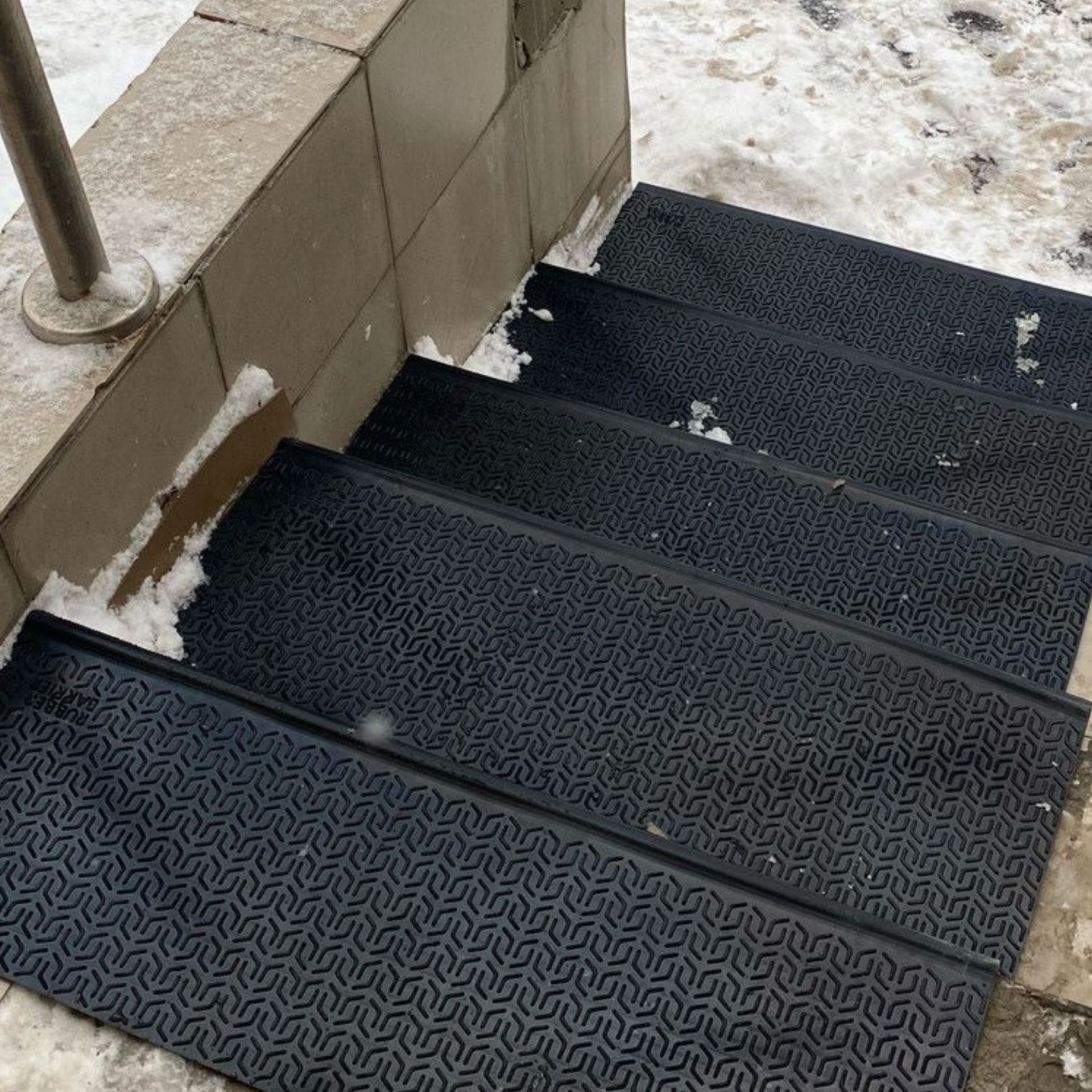 Резиновое бесшовное покрытие - купить по выгодной цене в интернет ...