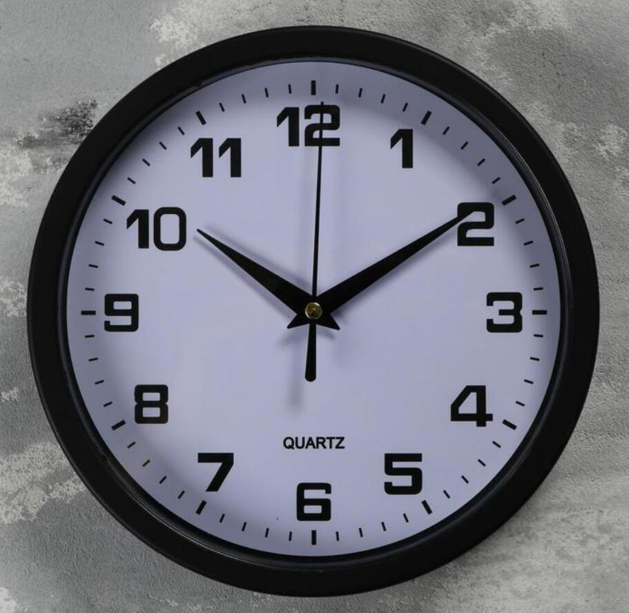 Настенные часы, с белым циферблатом, современные модные настенные часы с арабскими цифрами, украшение библиотеки, 20 см - купить по низкой цене в интернет-магазине OZON (1197055685)