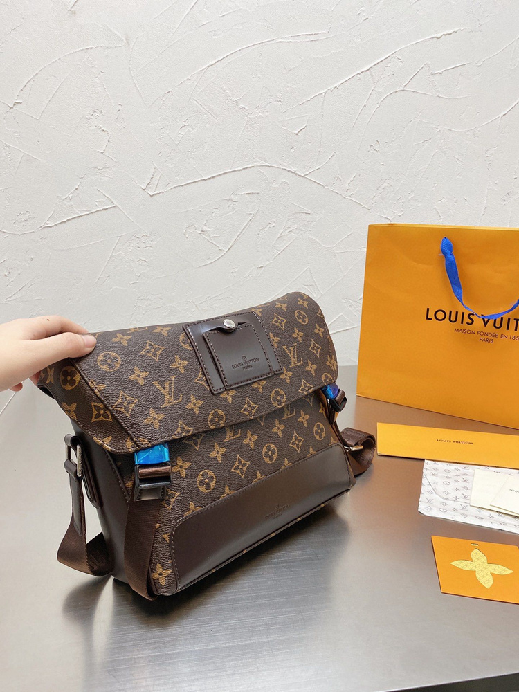 Louis Vuitton Сумка на плечо кросс-боди #1