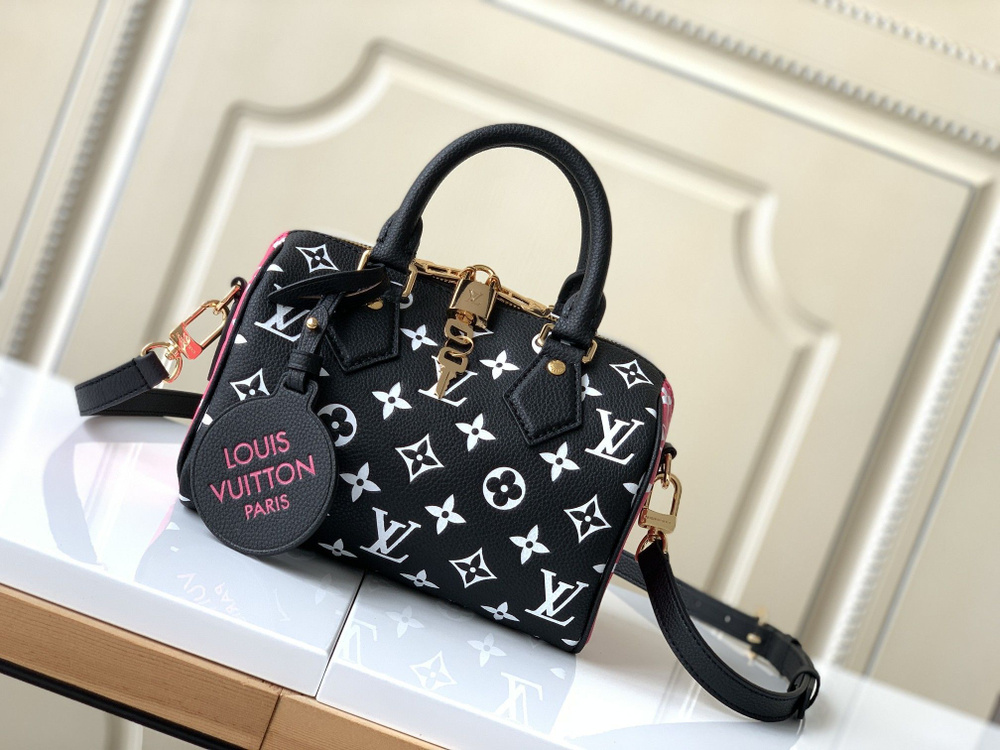 Louis Vuitton Сумка на плечо #1