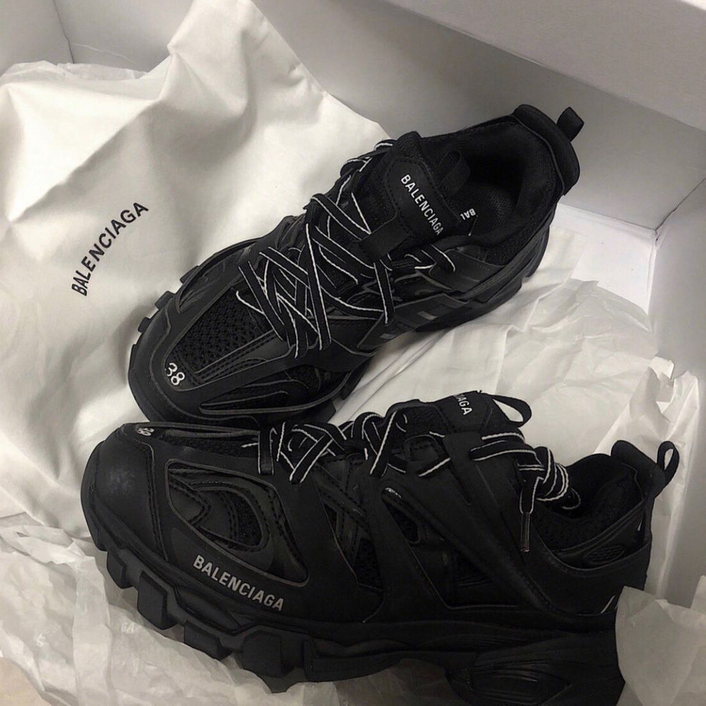 Balenciaga Boutique OZON 897512971