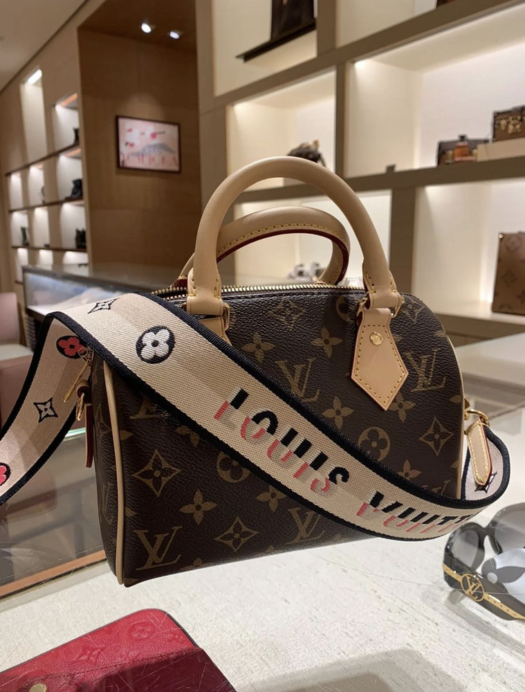 Louis Vuitton Сумка на плечо - купить с доставкой по выгодным ценам в ...
