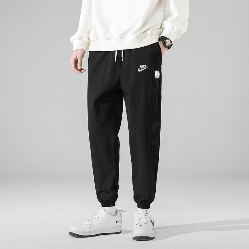 Брюки спортивные Jordan Men's Nike SporTSwear Pant #1