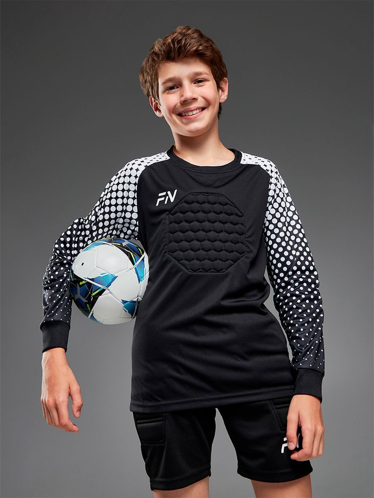 Футбольная форма kelme s/s football set. Мужской топик. Scarlxrd рост. Мужские топики спортивные. Спортивная одежда.