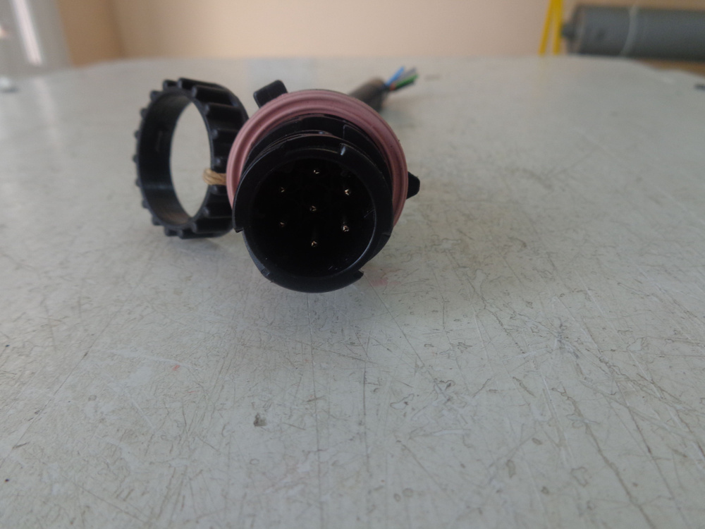 Соединитель жгутовой (104) разъем (байонетный) к заднему фонарю ГАЗель ...