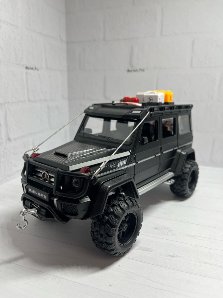 Металлическая инерционная машина вездеход "Mercedes Benz Barbers G550" Гелендваген с звуковыми и световыми #1