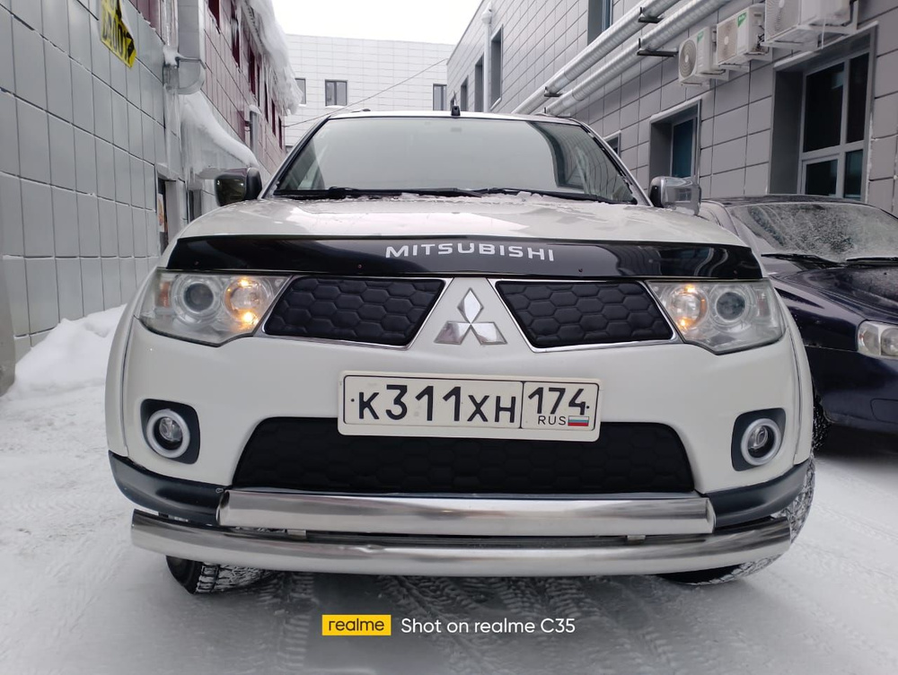 Утеплитель радиатора и бампера для Mitsubishi Pajero Sport (2008 -2013) II Митсубиси Паджеро Спорт  #1