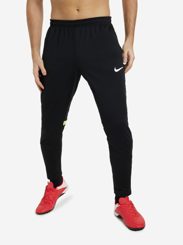 Nike hotsell black training