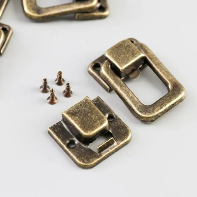 Замок металл для шкатулки бронза + гвозд. набор 2 шт 3,6х2,5 см, 3.6x2.5 см, 2 шт