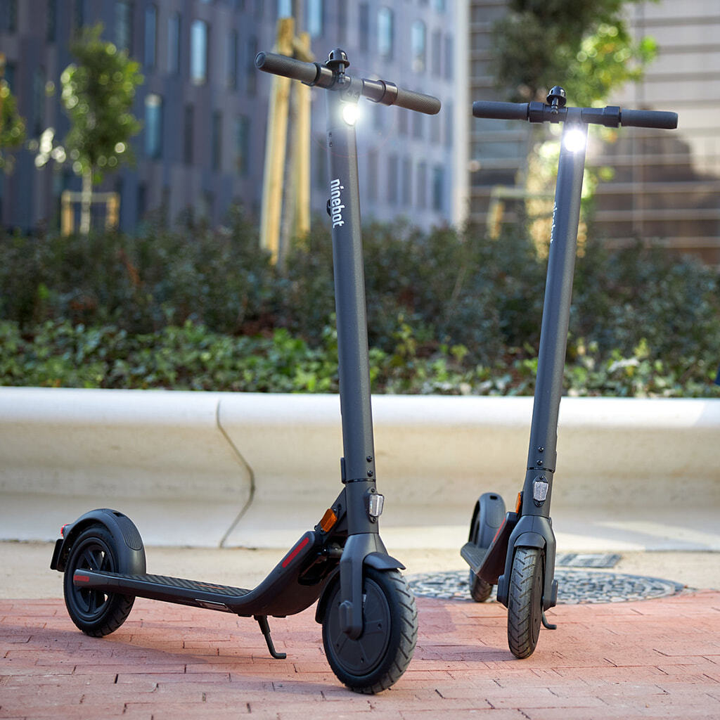 Ninebot E22E - foto ufficiale