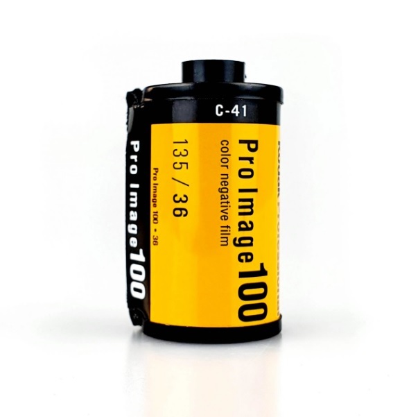 ФотопленкаKodakProImage100цветная35мм36кадров