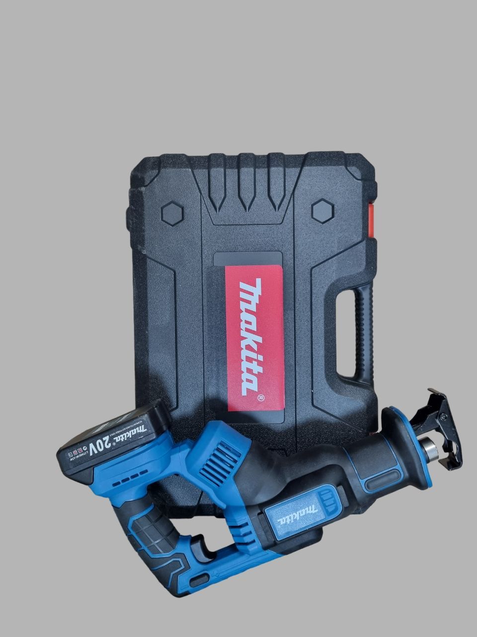 Макита 20v. Акб макита 20v.