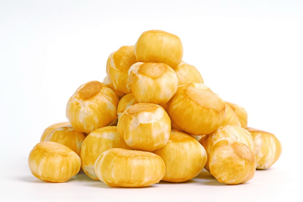 сыр бочонок копченый. сыр чечил копченый бочонок. сыр копченый "бочонок" 500 гр. сырные шарики чечил. сыр сушеный бочонок копченый.