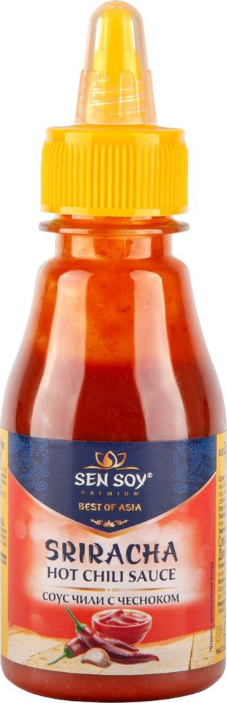 Niqobli odam gozal bekasining mushukini yalaydi