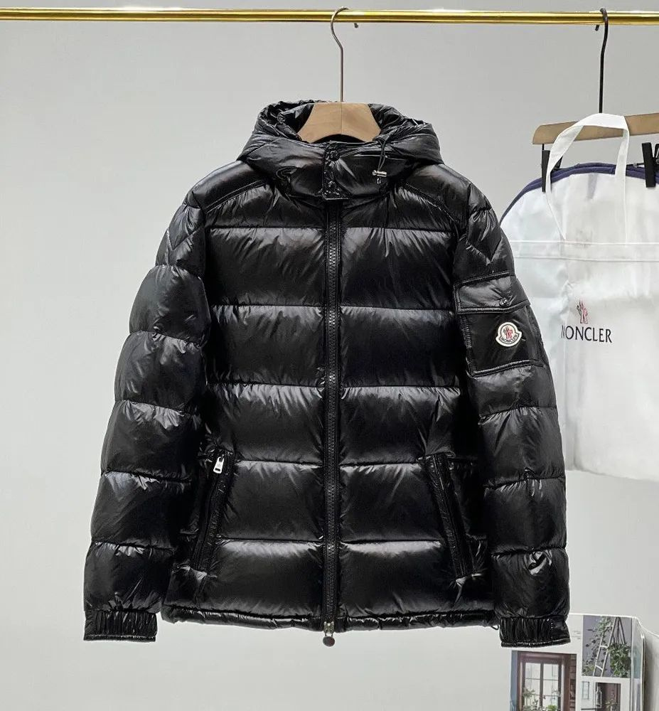 Пальто пуховое MONCLER #1