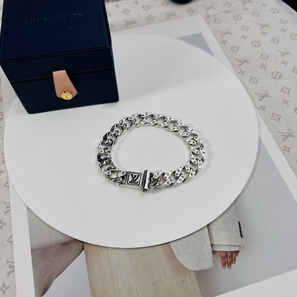 Louis Vuitton Браслет - купить с доставкой по выгодным ценам в интернет ...