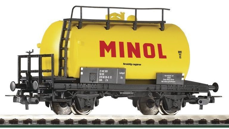 57713 Piko Двухосная цистерна MINOL масштаб HO 1/87 #1