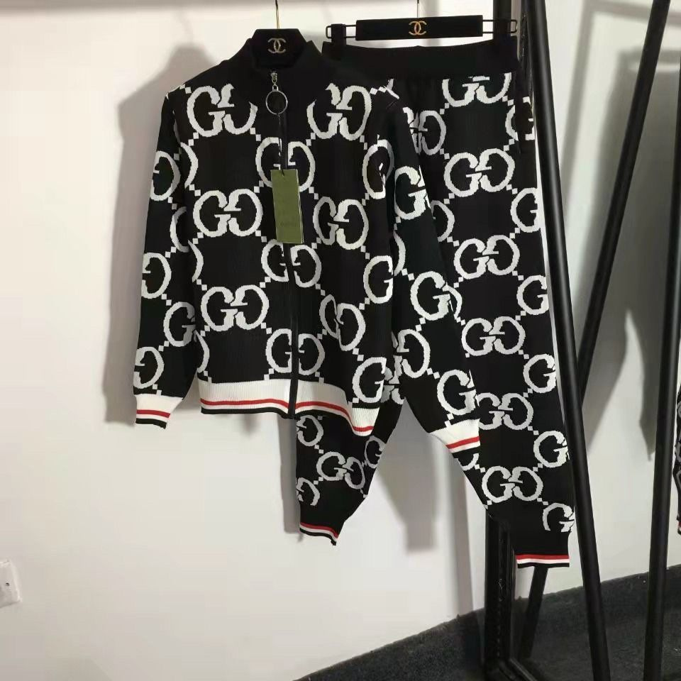 Костюм спортивный Gucci - купить с доставкой по выгодным ценам в ...