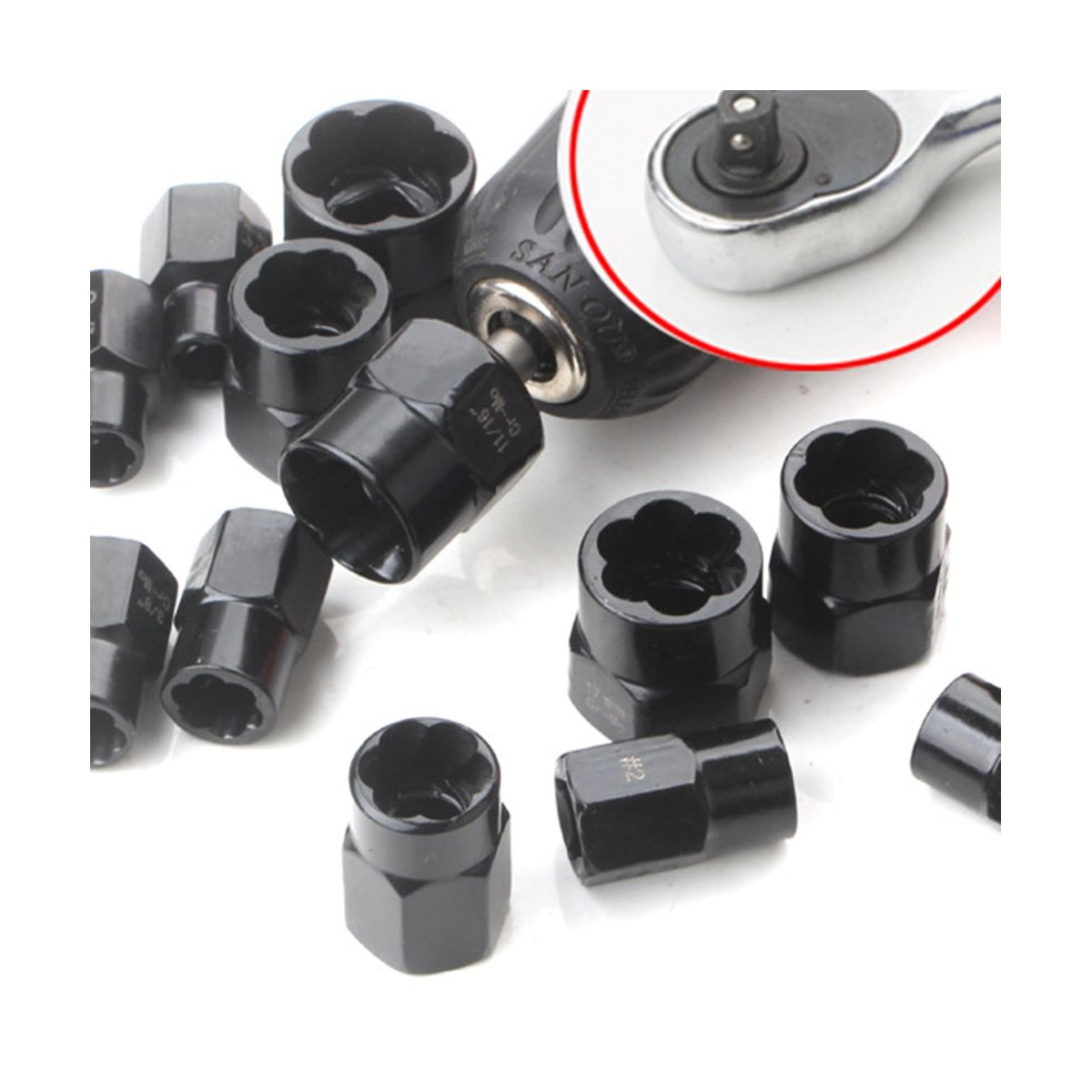 Самодельное приспособление для извлечения застрявших болтов и гаек из торцевой головки